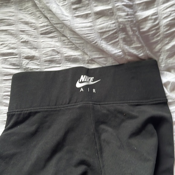 NIKE BIKER SHORTS - Picture 2 of 3